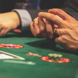 Liste over pokervilkår og definisjoner